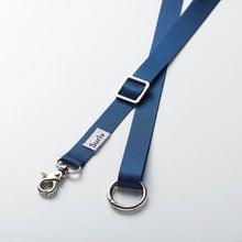 画像をギャラリービューアに読み込む, Suriv <グレー>まるごと洗えるマスクケース(消毒ボトル&ホルダー付)