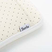 画像をギャラリービューアに読み込む, Suriv <クリーム>まるごと洗えるマスクケース(消毒ボトル&ホルダー付)