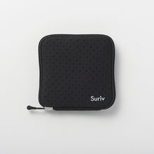 画像をギャラリービューアに読み込む, Suriv <ブラック>まるごと洗えるマスクケース(消毒ボトル&ホルダー付)